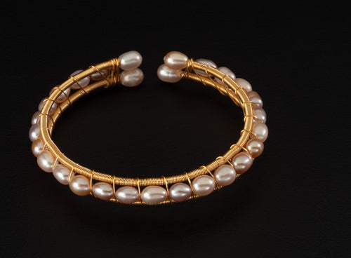 Anne pearl bracelet by Lululux Pearls
