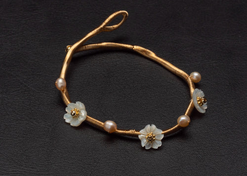 Alex pearl bracelet by Lululux Pearls