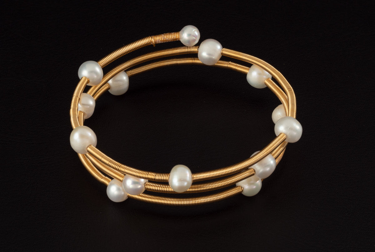 Mahira pearl bracelet by Lululux Pearls