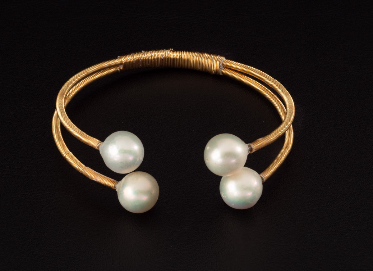 Kat pearl bracelet by Lululux Pearls