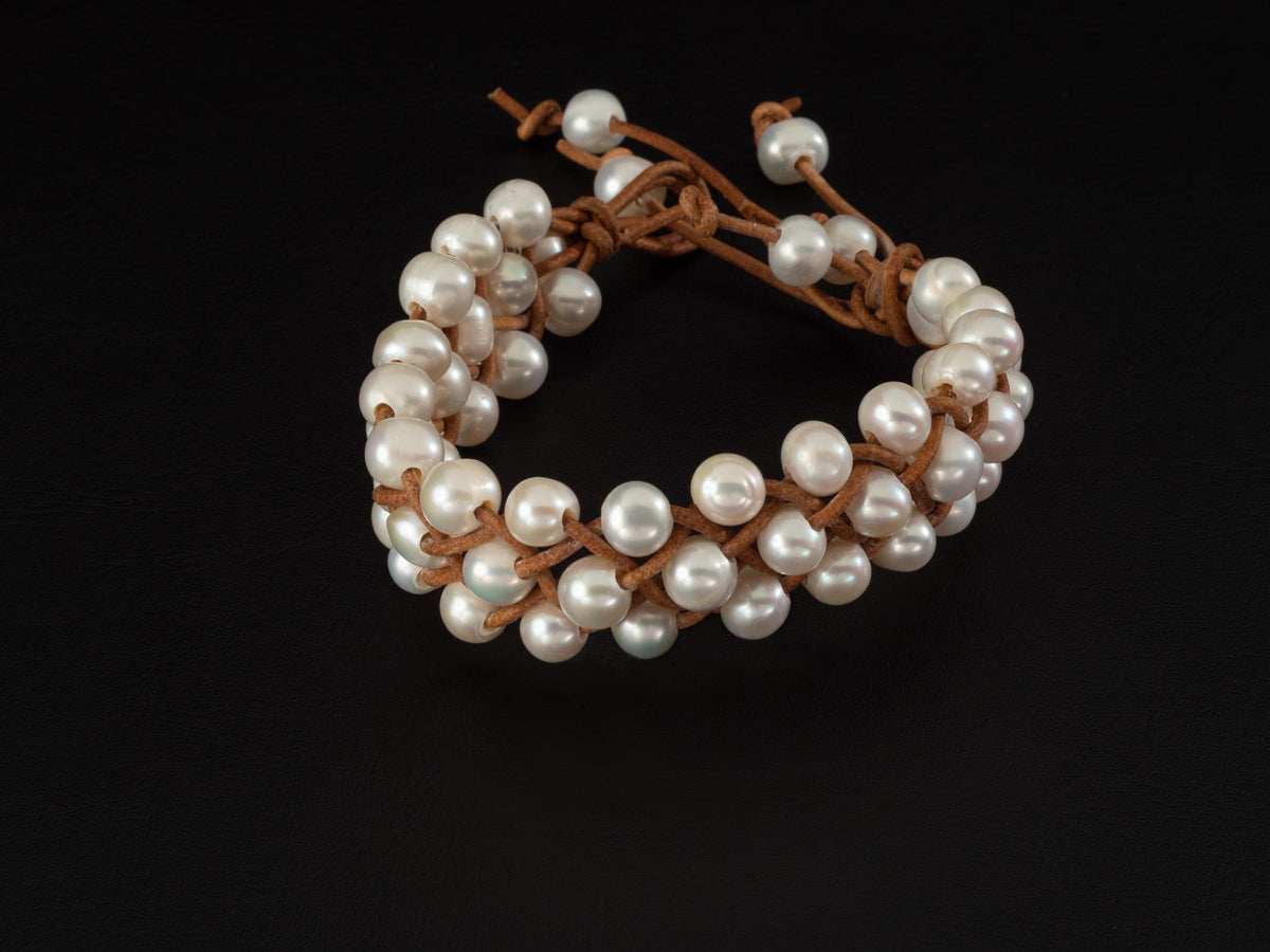 Cobie pearl bracelet by Lululux Pearls