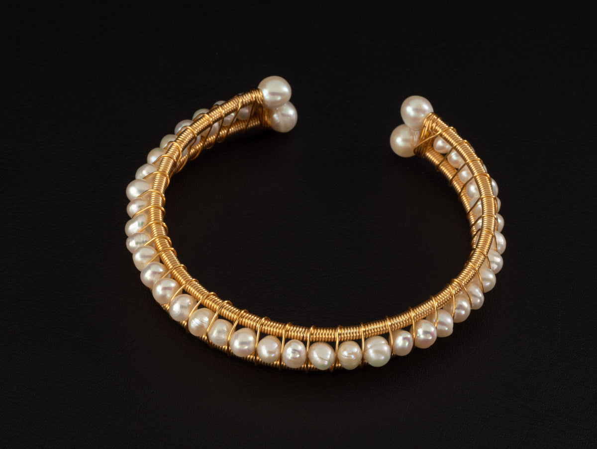 Jameela pearl bracelet by Lululux Pearls